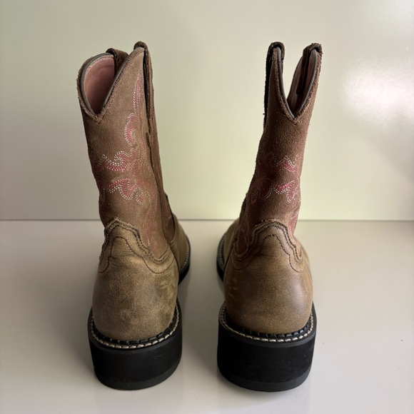 Ariat Fatbaby Western Boot Size 7.5B - Picture 4 of 7